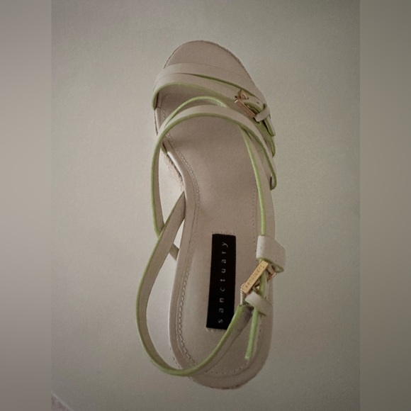 Sanctuary Platform Sandals.  Bone with lime green. Size 8.5. New with tag on box - Picture 5 of 10